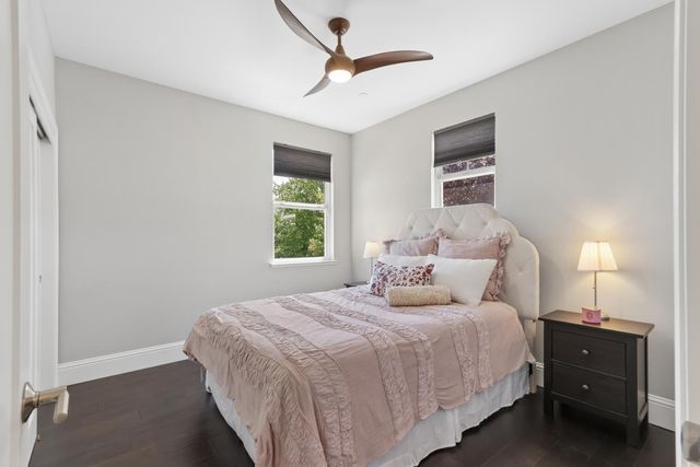 445 Westlake Dr, West Sacramento, CA 95605
