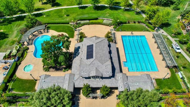 445 Westlake Dr, West Sacramento, CA 95605