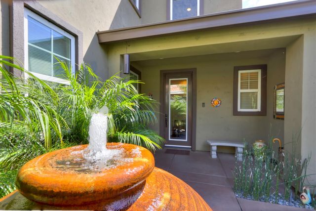 445 Westlake Dr, West Sacramento, CA 95605