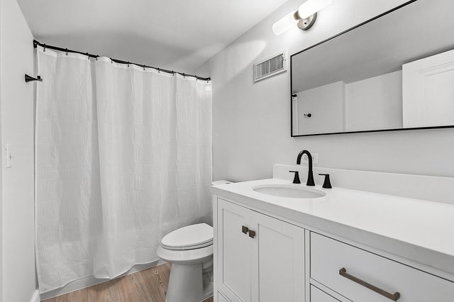 1928 Miles Avenue, Kalamazoo, MI 49001