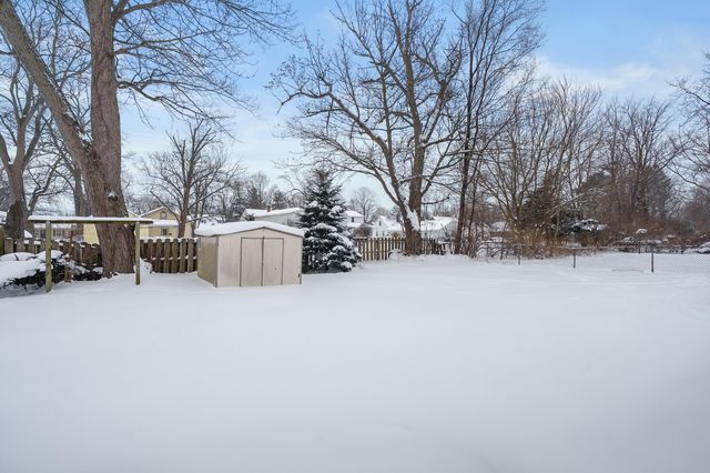 1928 Miles Avenue, Kalamazoo, MI 49001