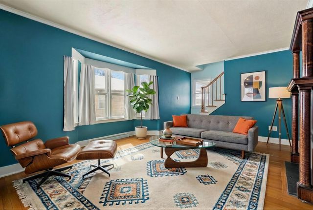 1928 Miles Avenue, Kalamazoo, MI 49001