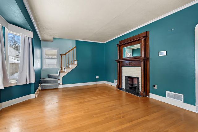 1928 Miles Avenue, Kalamazoo, MI 49001