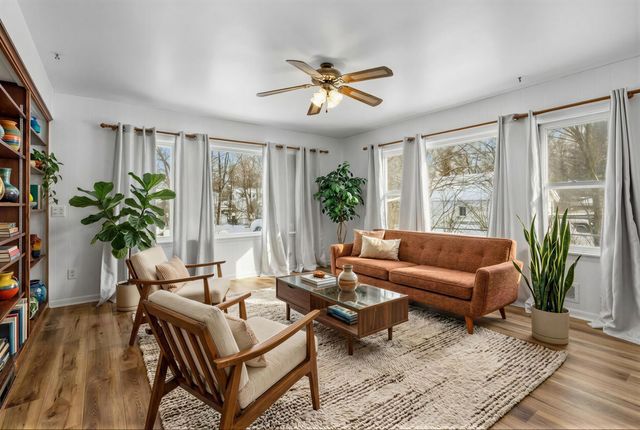 1928 Miles Avenue, Kalamazoo, MI 49001