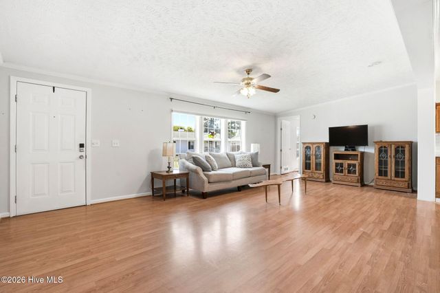 424 Capeside Drive, Wilmington, NC 28412