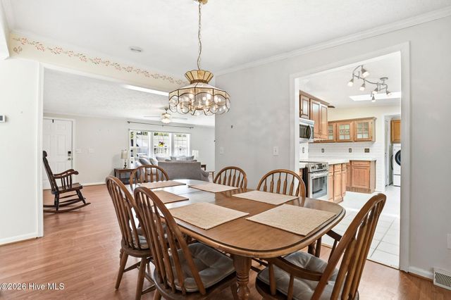 424 Capeside Drive, Wilmington, NC 28412
