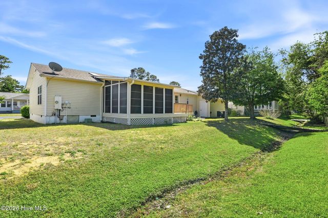 424 Capeside Drive, Wilmington, NC 28412