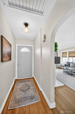 1946 N Longview Street, Beavercreek, OH 45432