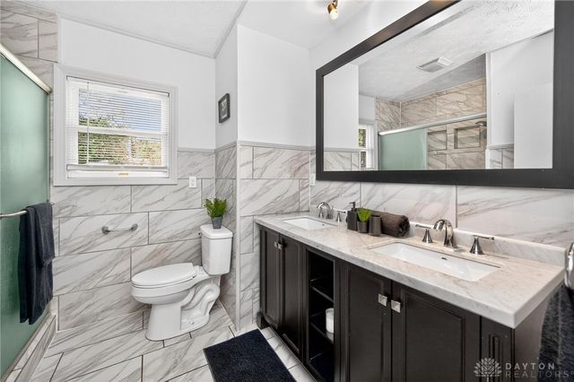 1946 N Longview Street, Beavercreek, OH 45432