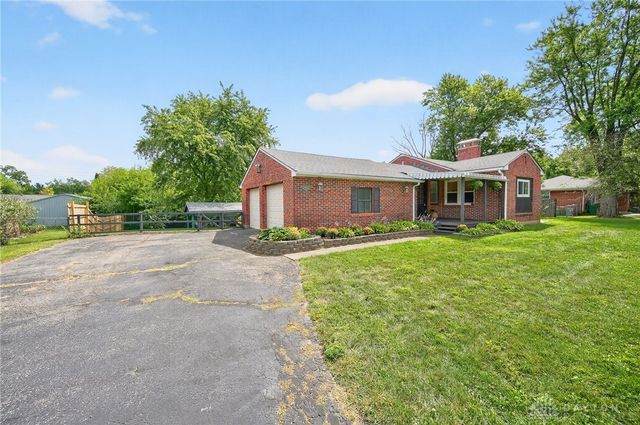 1946 N Longview Street, Beavercreek, OH 45432