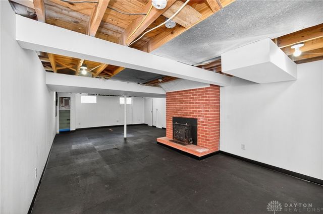 1946 N Longview Street, Beavercreek, OH 45432