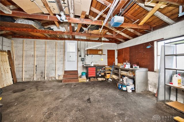 1946 N Longview Street, Beavercreek, OH 45432