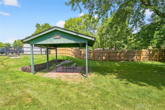 1946 N Longview Street, Beavercreek, OH 45432