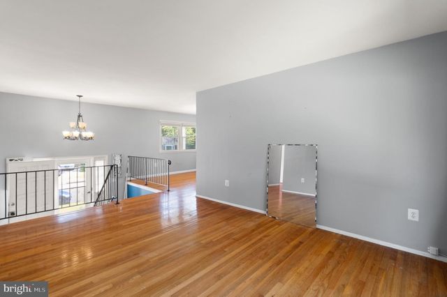 14815 EMPIRE ST, Woodbridge, VA 22193