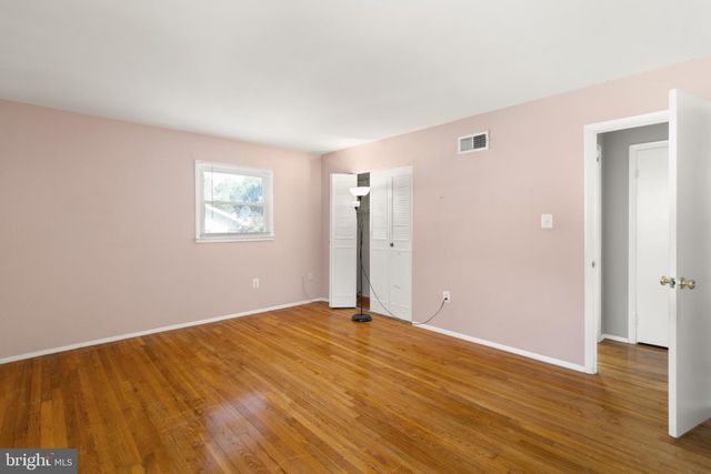 14815 EMPIRE ST, Woodbridge, VA 22193