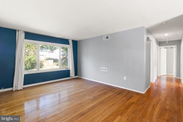 14815 EMPIRE ST, Woodbridge, VA 22193