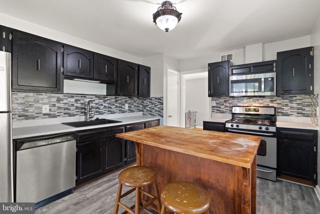 14815 EMPIRE ST, Woodbridge, VA 22193