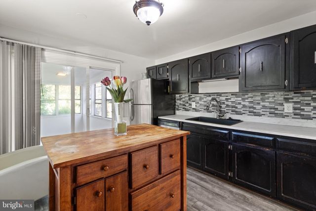 14815 EMPIRE ST, Woodbridge, VA 22193