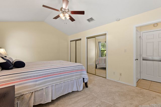 1021 Hillcrest Forest, Canyon Lake, TX 78133