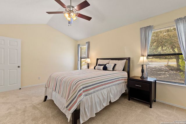 1021 Hillcrest Forest, Canyon Lake, TX 78133