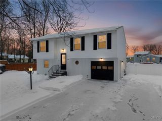 113 Roundmill Lane, Manlius, NY 13116