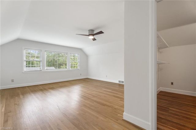 719 Quarterstaff Road, Winston-salem, NC 27104
