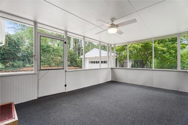 719 Quarterstaff Road, Winston-salem, NC 27104