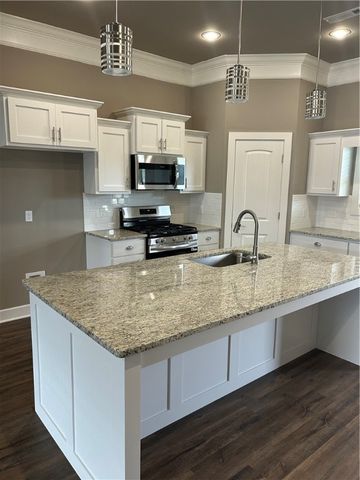 1912 Hale Lane, Pea Ridge, AR 72751