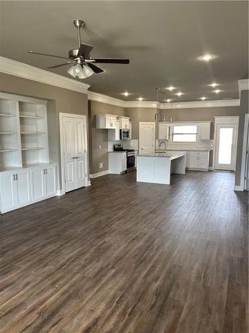 1912 Hale Lane, Pea Ridge, AR 72751