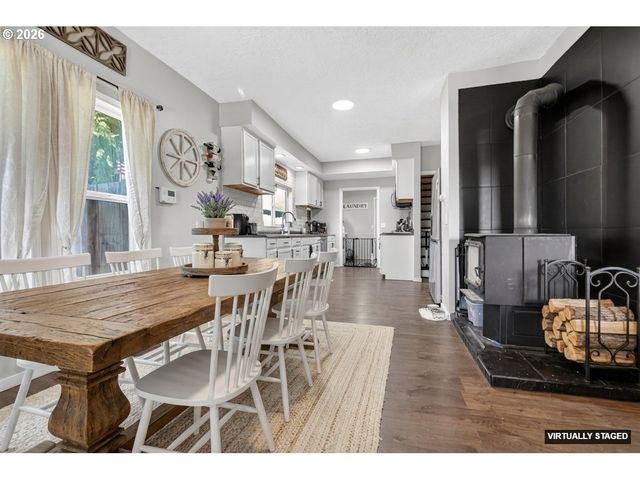 138 Se SHAFFORD St, Estacada, OR 97023