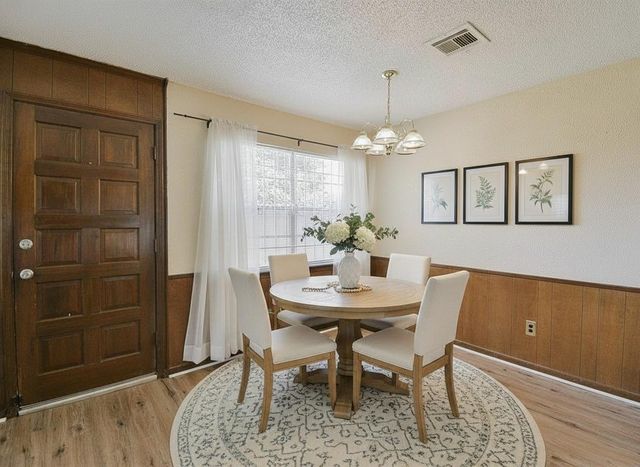 13915 Roundstone Lane, Houston, TX 77015