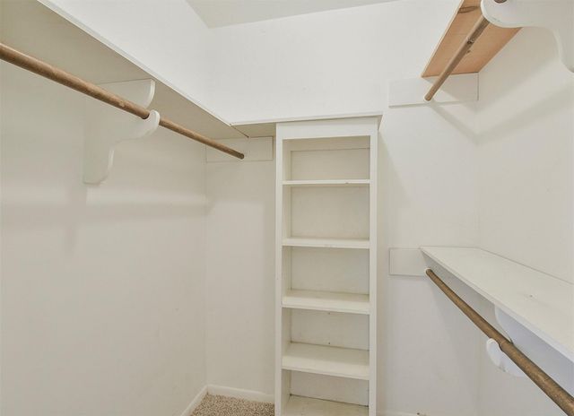 13915 Roundstone Lane, Houston, TX 77015