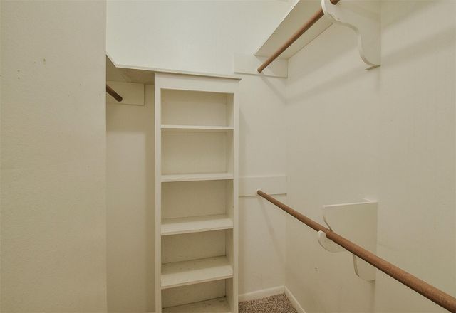 13915 Roundstone Lane, Houston, TX 77015