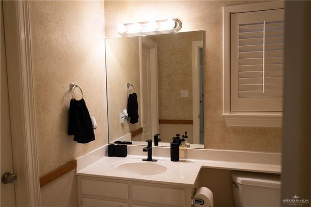 4901 W State Highway 107 Street, Mcallen, TX 78504