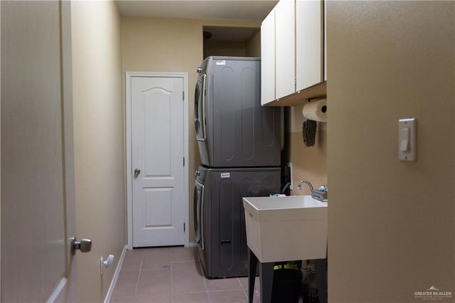 4901 W State Highway 107 Street, Mcallen, TX 78504