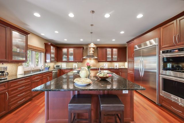4315 Suffield Court, Skokie, IL 60076