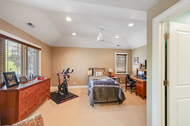 4315 Suffield Court, Skokie, IL 60076