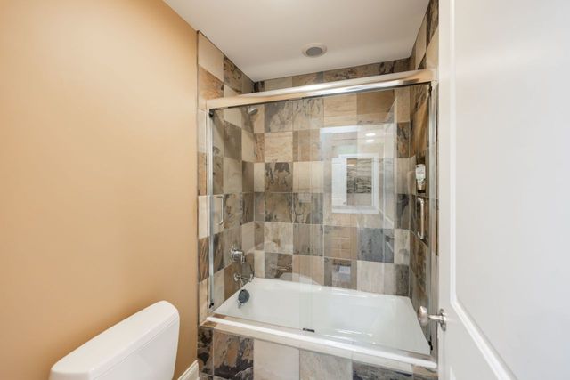 4315 Suffield Court, Skokie, IL 60076