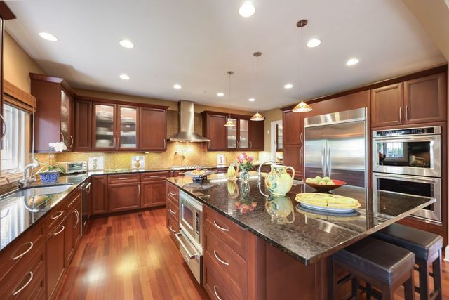 4315 Suffield Court, Skokie, IL 60076