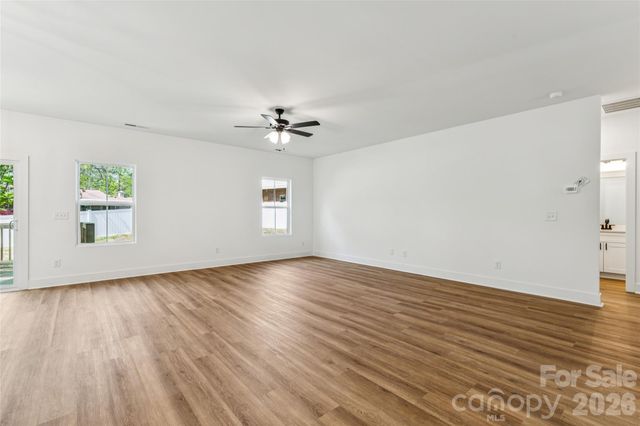 321 Henderson Circle, Harrisburg, NC 28075