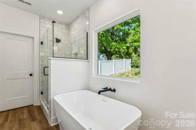 321 Henderson Circle, Harrisburg, NC 28075