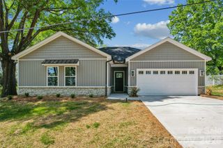 321 Henderson Circle, Harrisburg, NC 28075