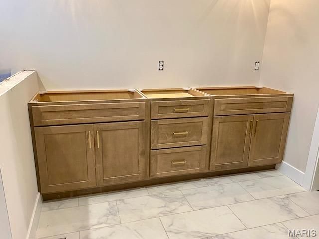 532 Chestnut Oaks Court, Washington, MO 63090