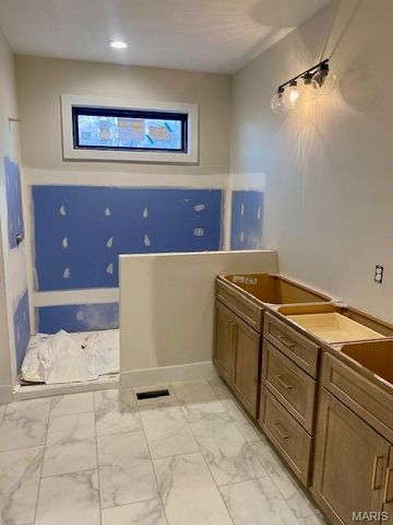 532 Chestnut Oaks Court, Washington, MO 63090