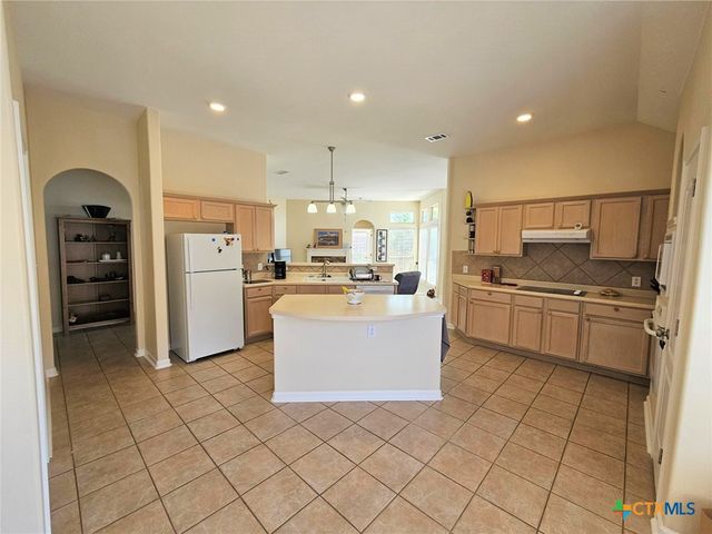 2253 N Ranch Estates Boulevard, New Braunfels, TX 78130
