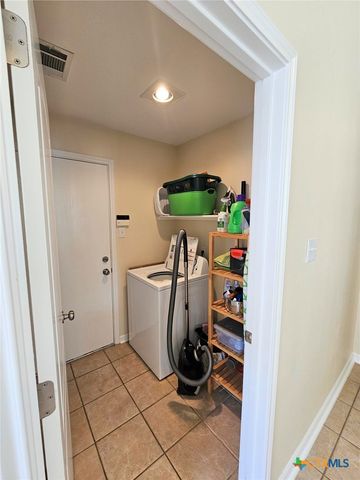 2253 N Ranch Estates Boulevard, New Braunfels, TX 78130