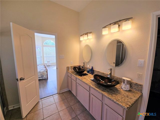 2253 N Ranch Estates Boulevard, New Braunfels, TX 78130