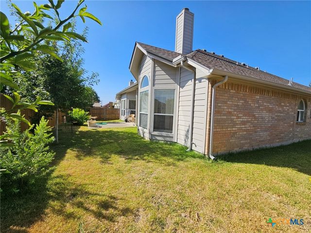 2253 N Ranch Estates Boulevard, New Braunfels, TX 78130