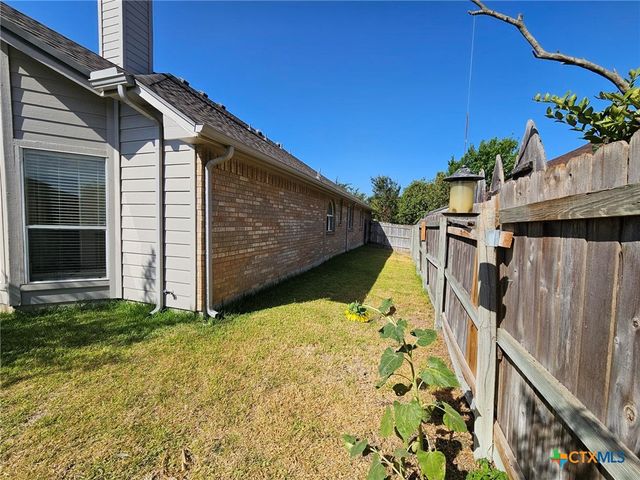 2253 N Ranch Estates Boulevard, New Braunfels, TX 78130