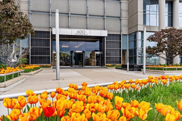 600 N LAKE SHORE Drive 2102, Chicago, IL 60611